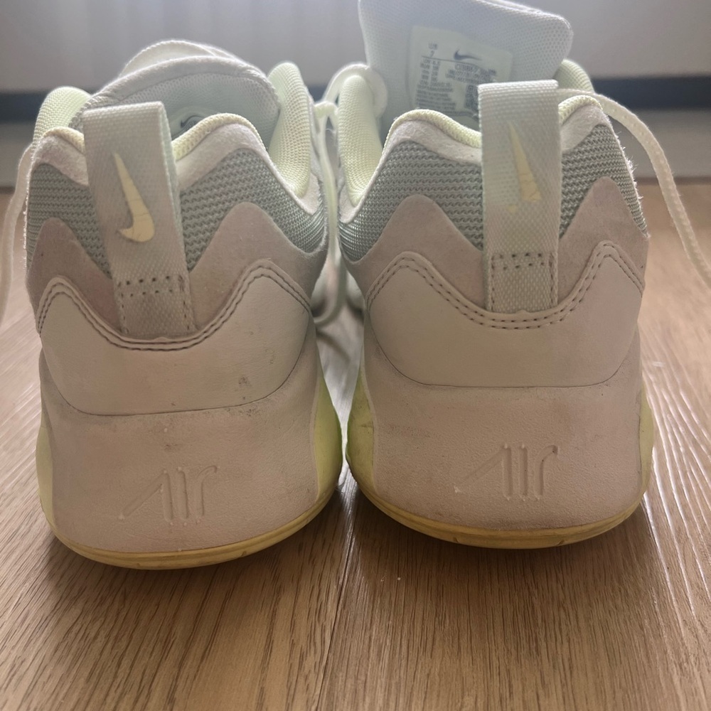 Nike Air Max 200 Pistachio FrostWomen's Sneakers Size 7 - Picture 5 of 10